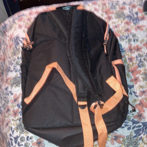 COPY - Brand new orange and black fuel backpack - Picture 4 of 4